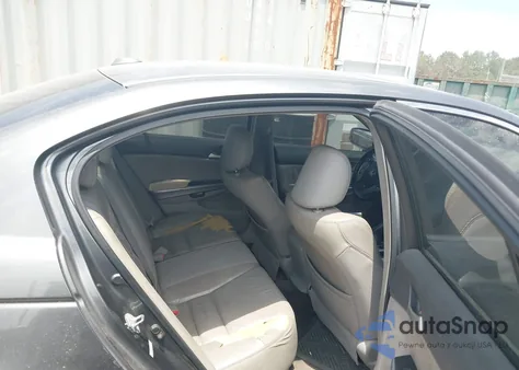 2008 Honda Accord 2.4 Ex-L z USA, uszkodzony, nr VIN 1HGCP26878A161101